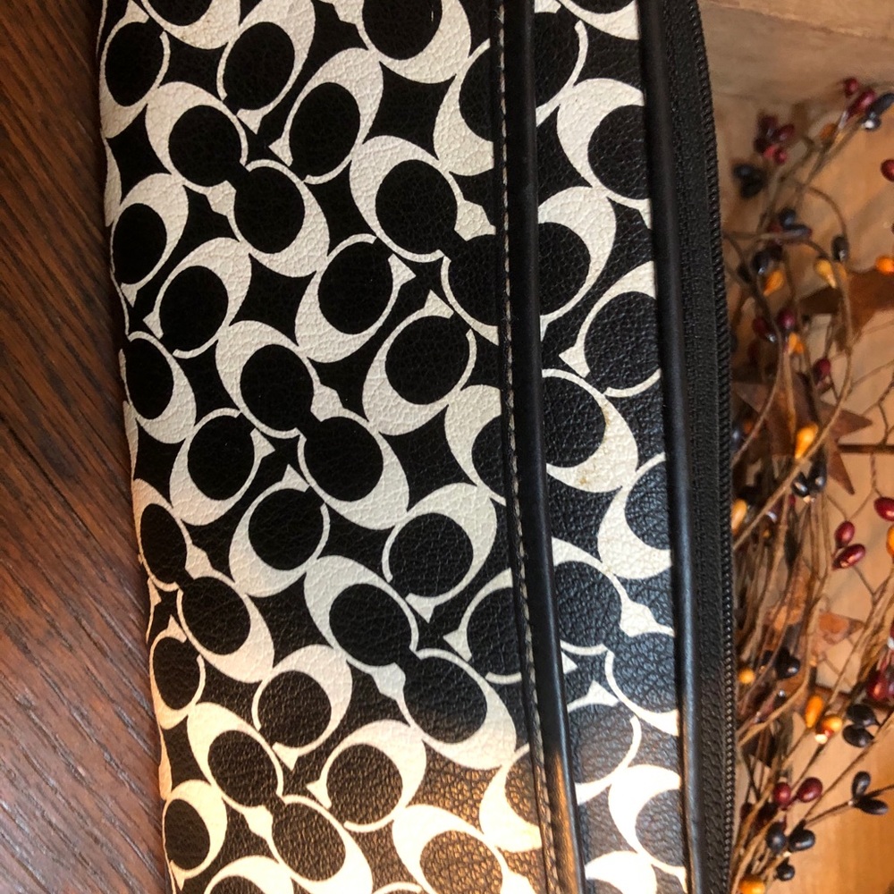 Coach Wallet - Picture 2 of 4